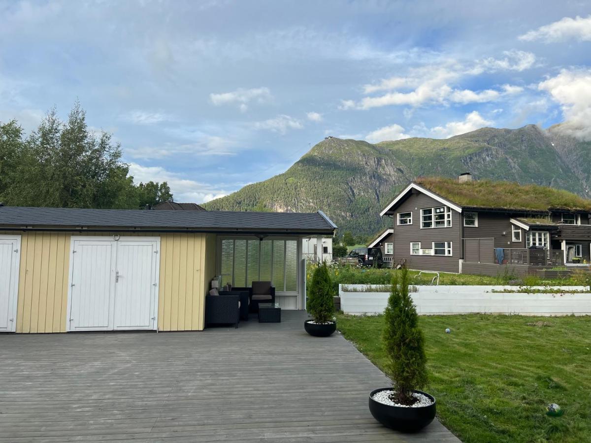Apartment In Veblungsnes Bagian luar foto